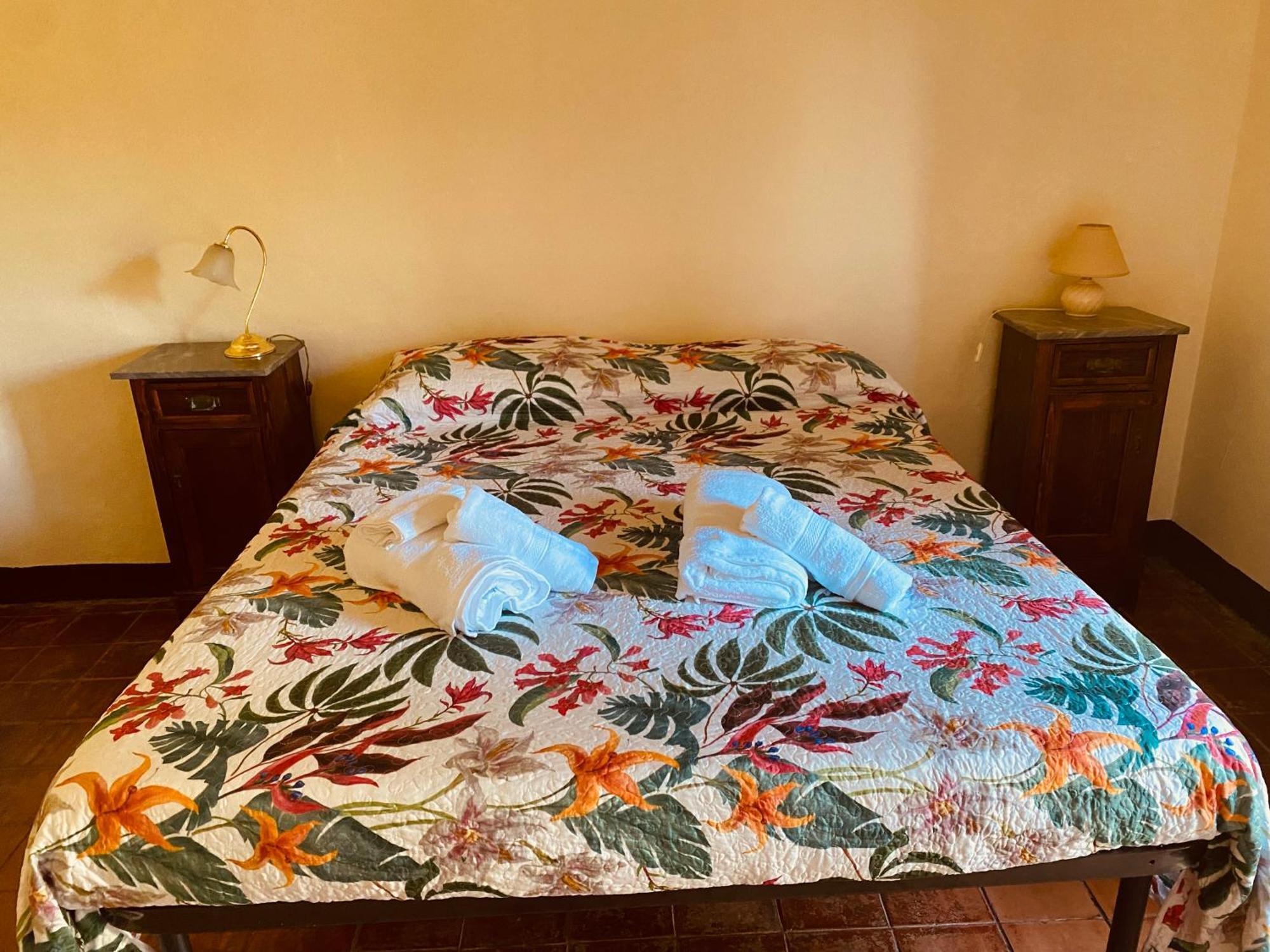 Agriturismo La Concia Giuncarico Ngoại thất bức ảnh